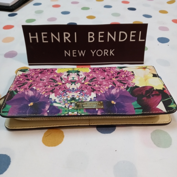 💐Henri Bendel Kaleidoscope Floral Wallet💐 bright and colorful wallet - Picture 6 of 11
